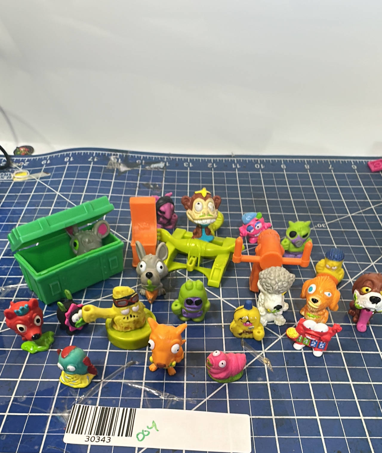GROSSERY GANG Ugliest Pet mini collectible figure accessory bundle ~20 pcs 004