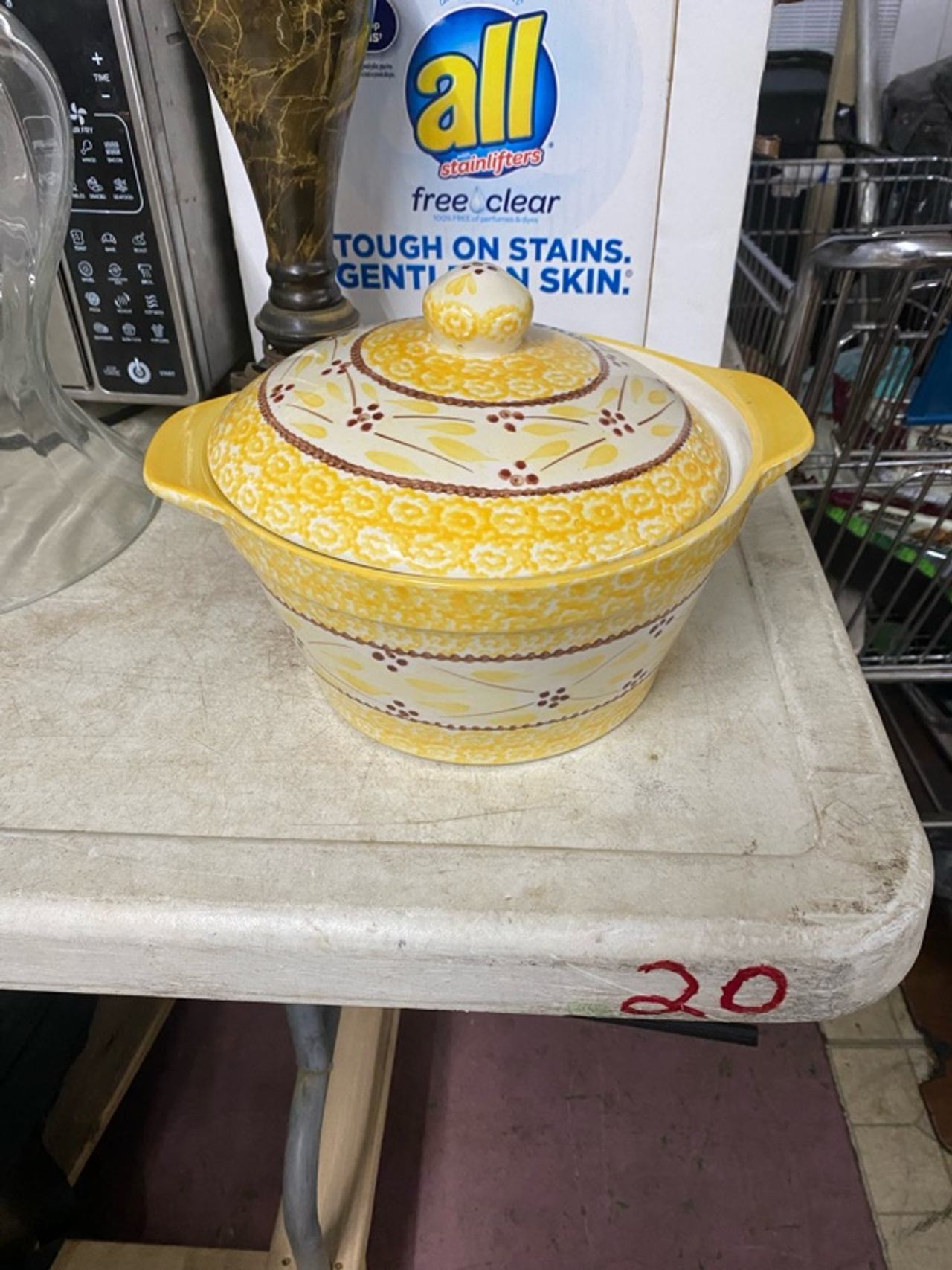 Temptations Old World Yellow Casserole Dish