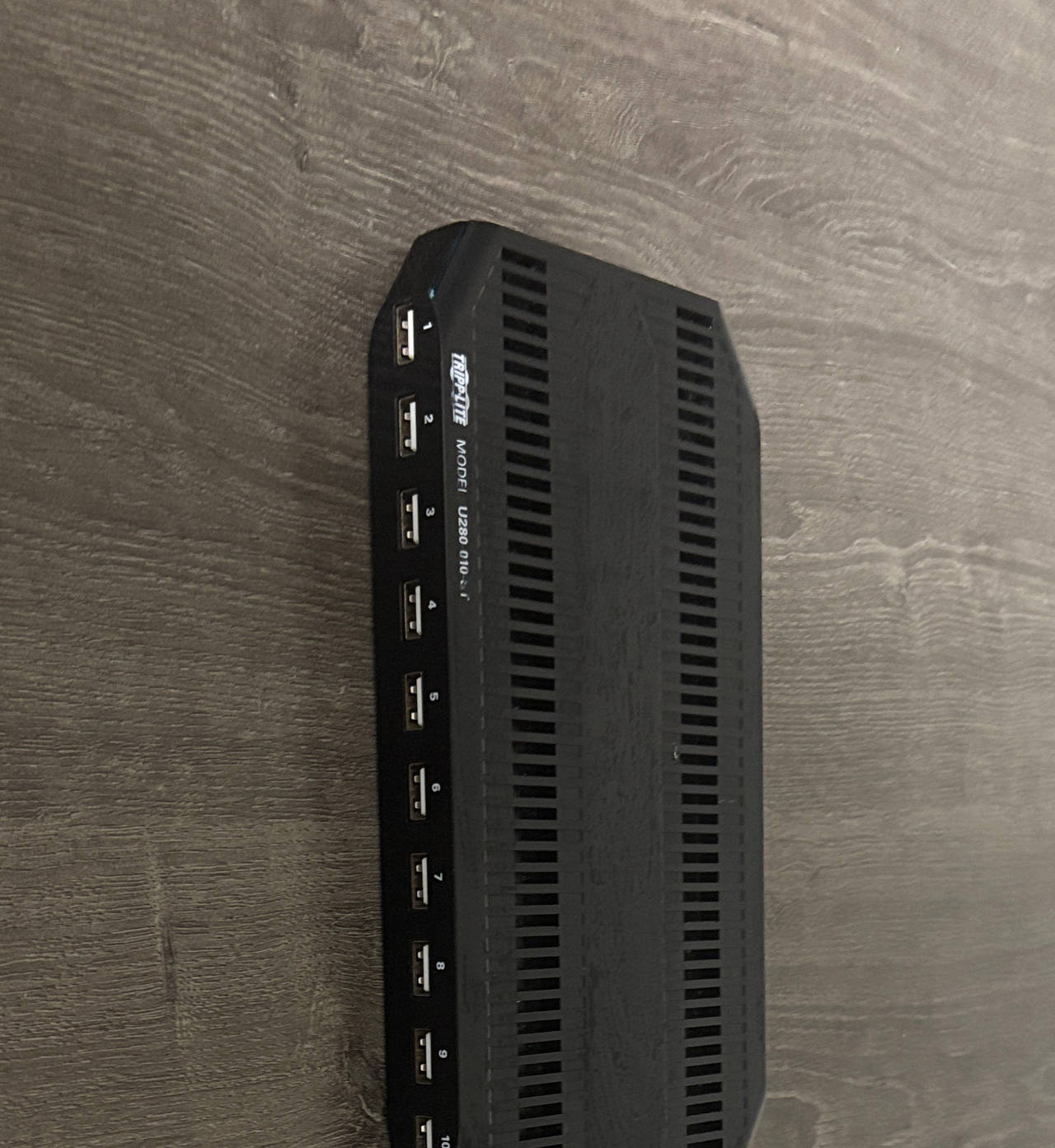 Tripp Lite 10-Port USB Charging Station