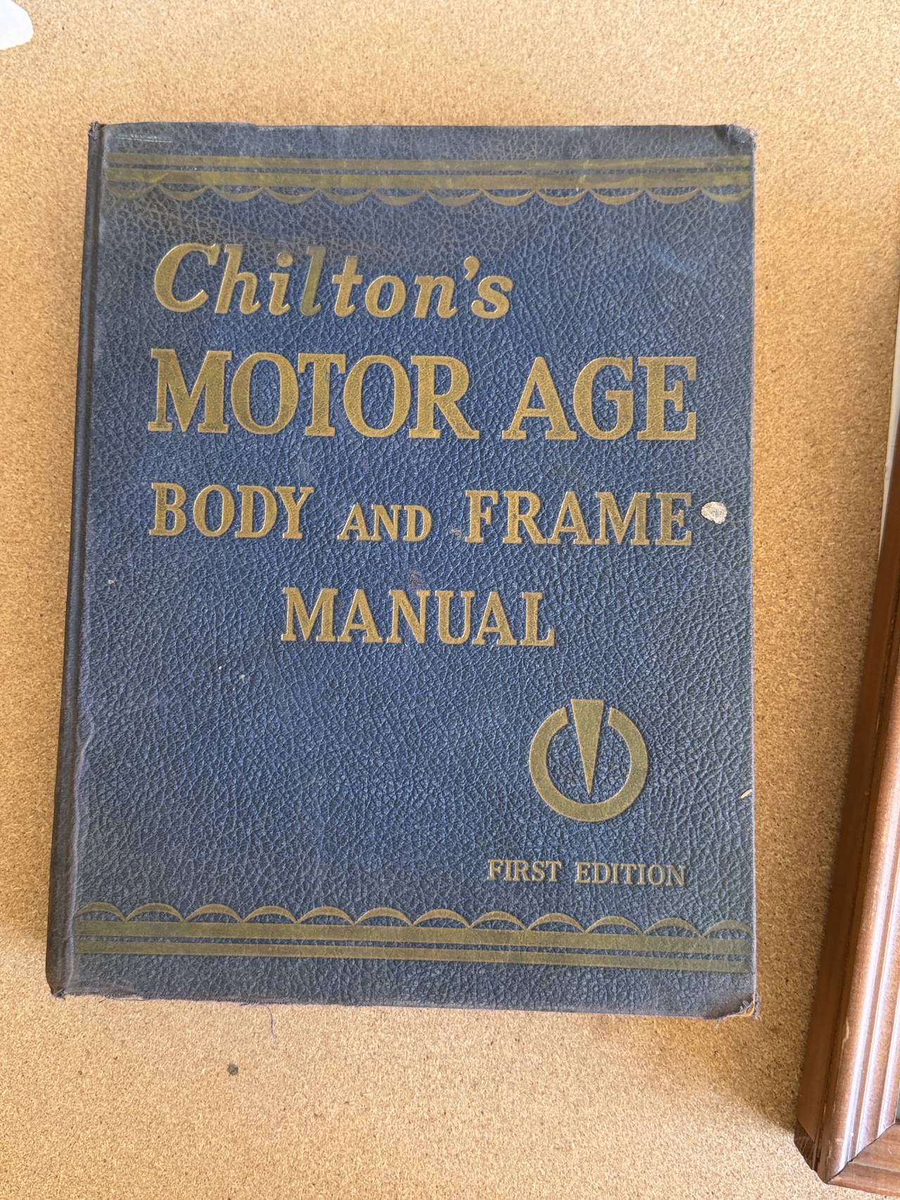 Chilton's Motor Age Body and Frame Manual First Edition 1950
