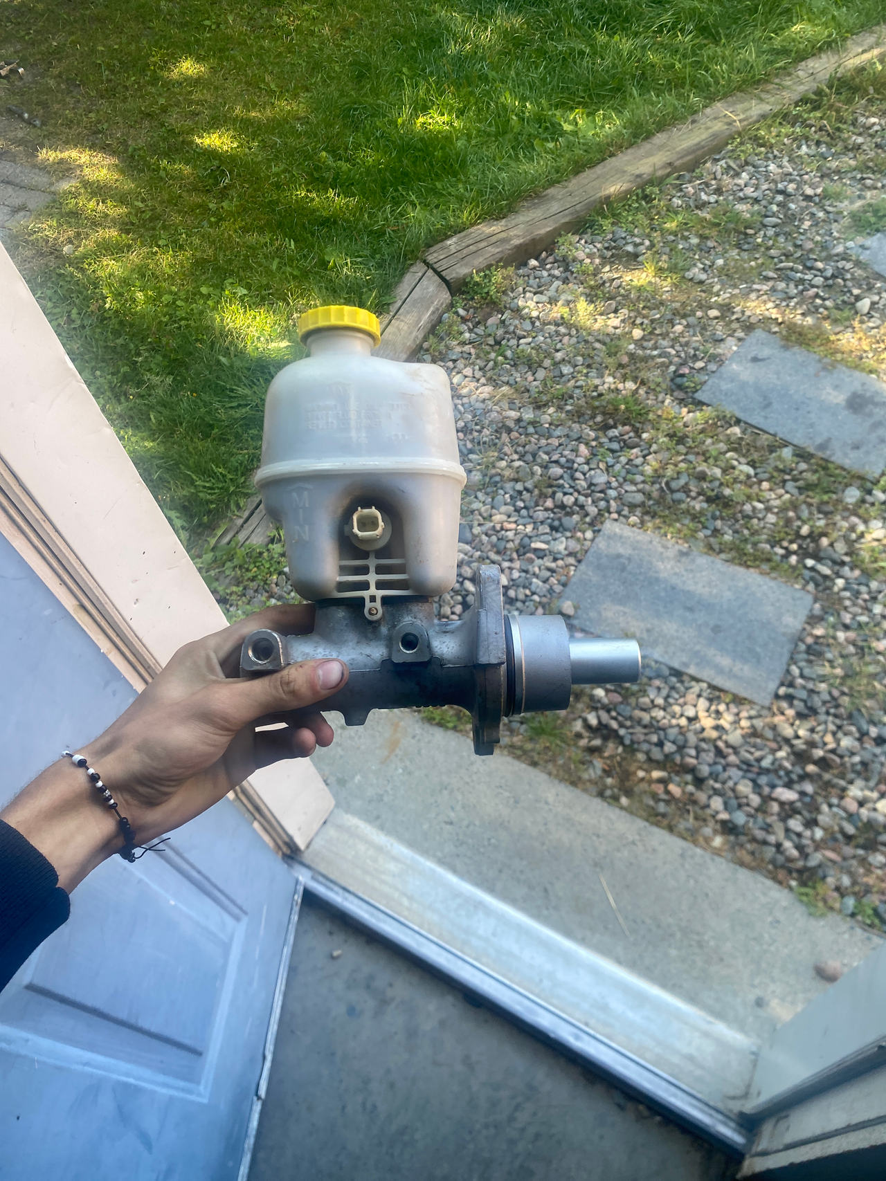 Brake Master Cylinder with Reservoir