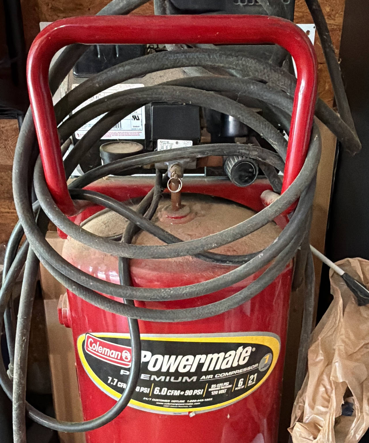 Coleman Powermate Premium 21 Gallon 6 HP Air Compressor