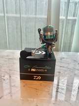 Daiwa Emeraldas X LT 2500 Spinning Reel - Image 5