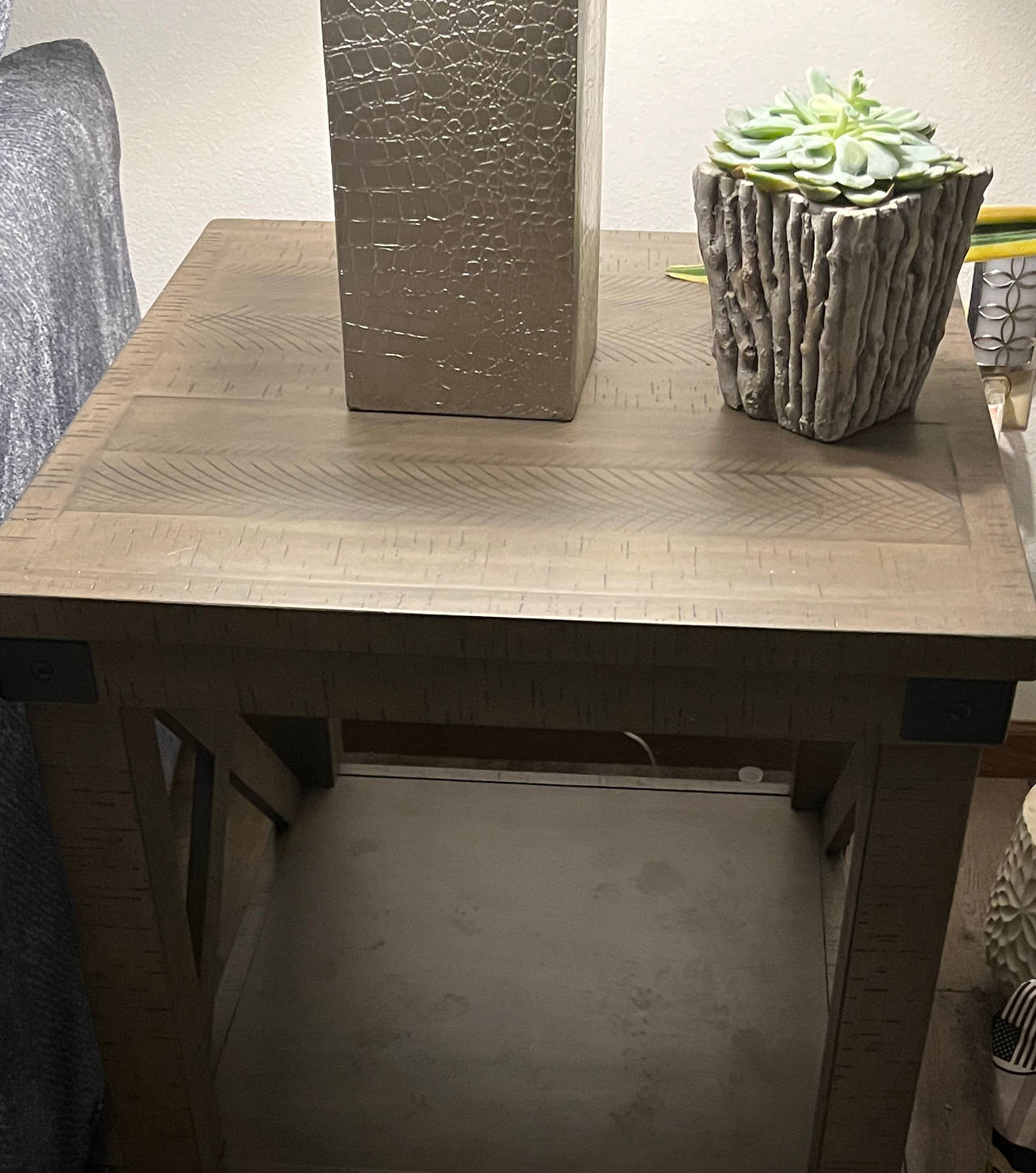 Ashley Wystfield End Table