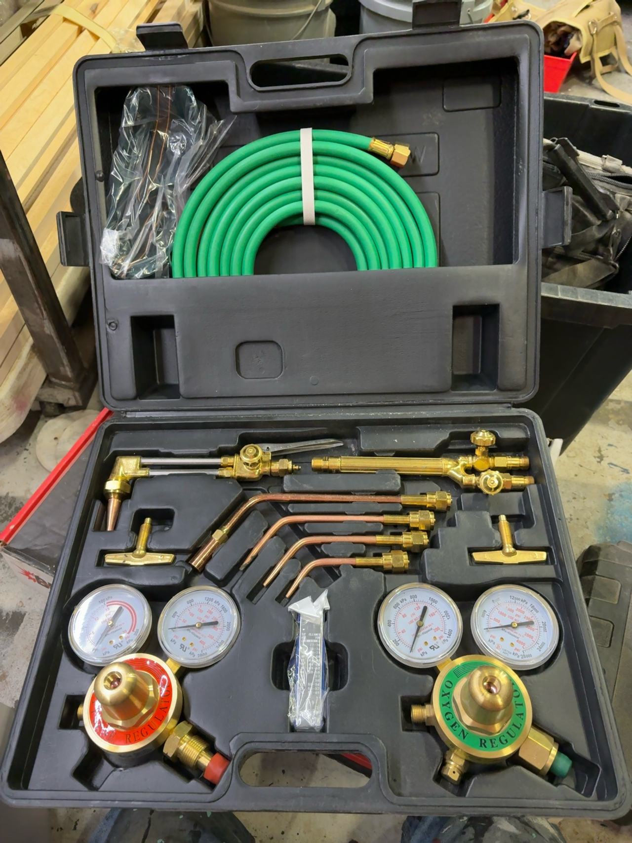 US Forge 820 Oxygen Acetylene Welding Kit