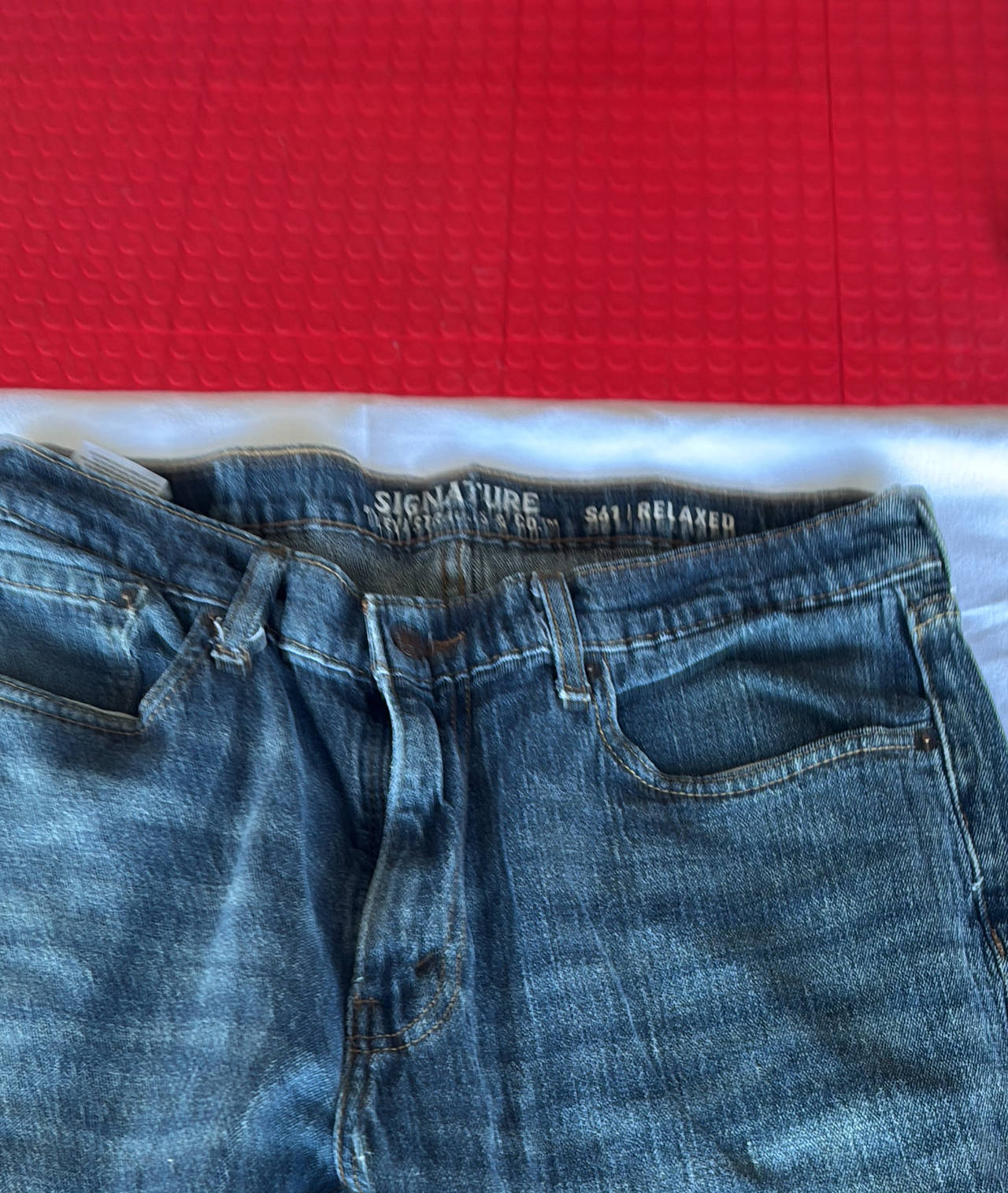 Signature by Levi Strauss & Co. S41 Relaxed Fit Jeans