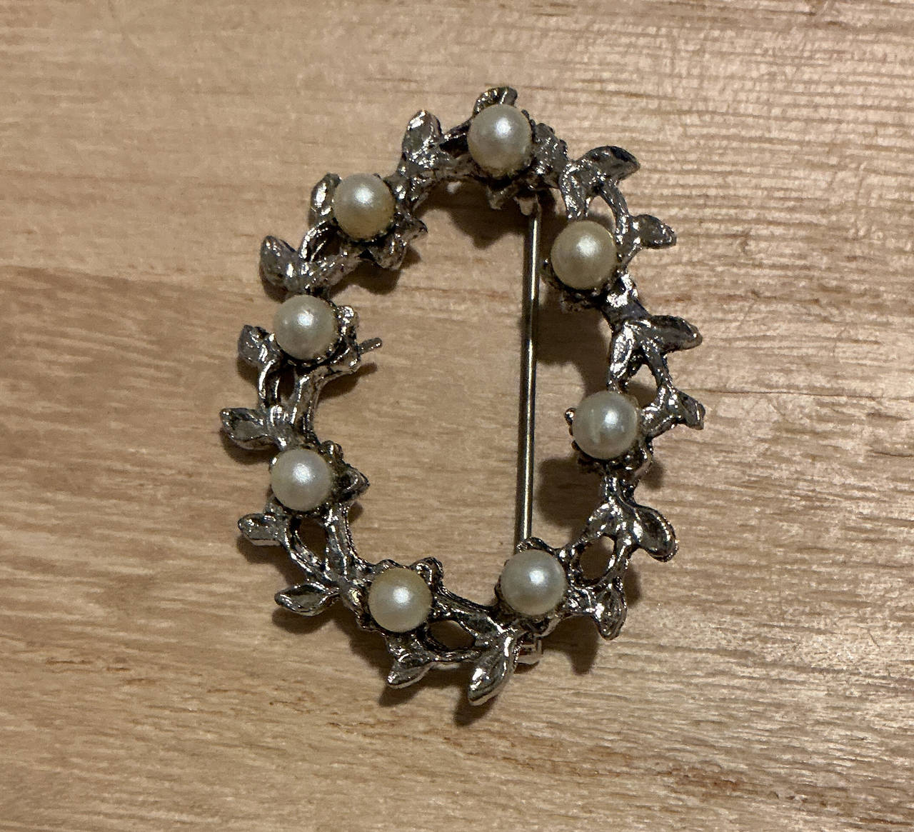 Vintage Silver Tone Faux Pearl Wreath Brooch
