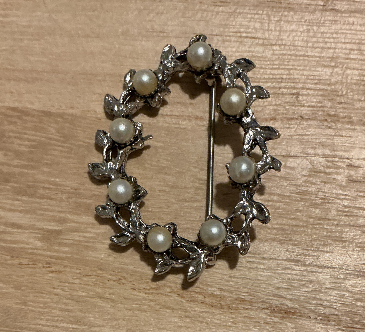 Vintage Silver Tone Faux Pearl Wreath Brooch