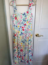 Old Navy Floral Sweetheart Midi Dress - Image 5