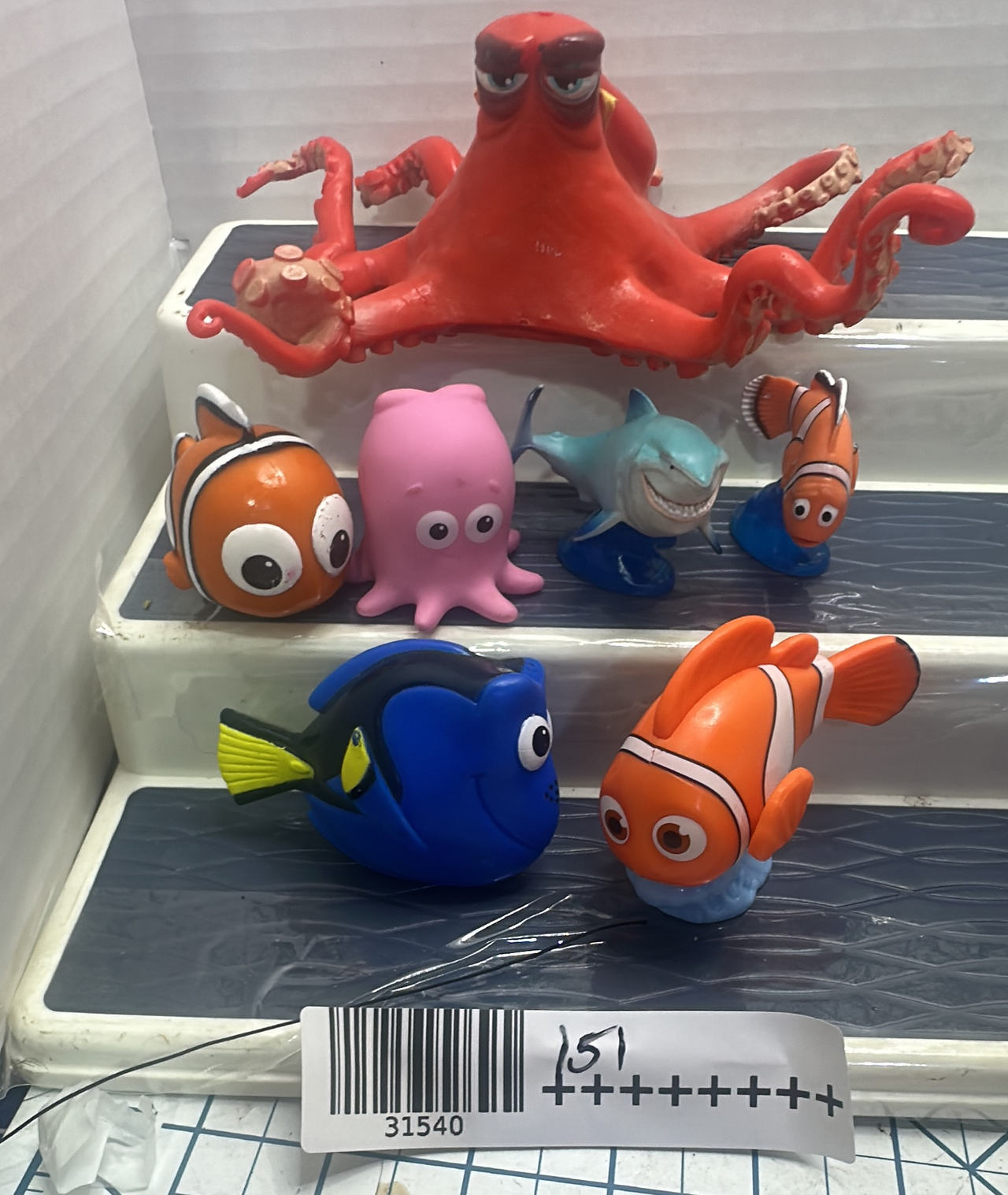 Disney Pixar Finding Dory / Finding Nemo Figure Set