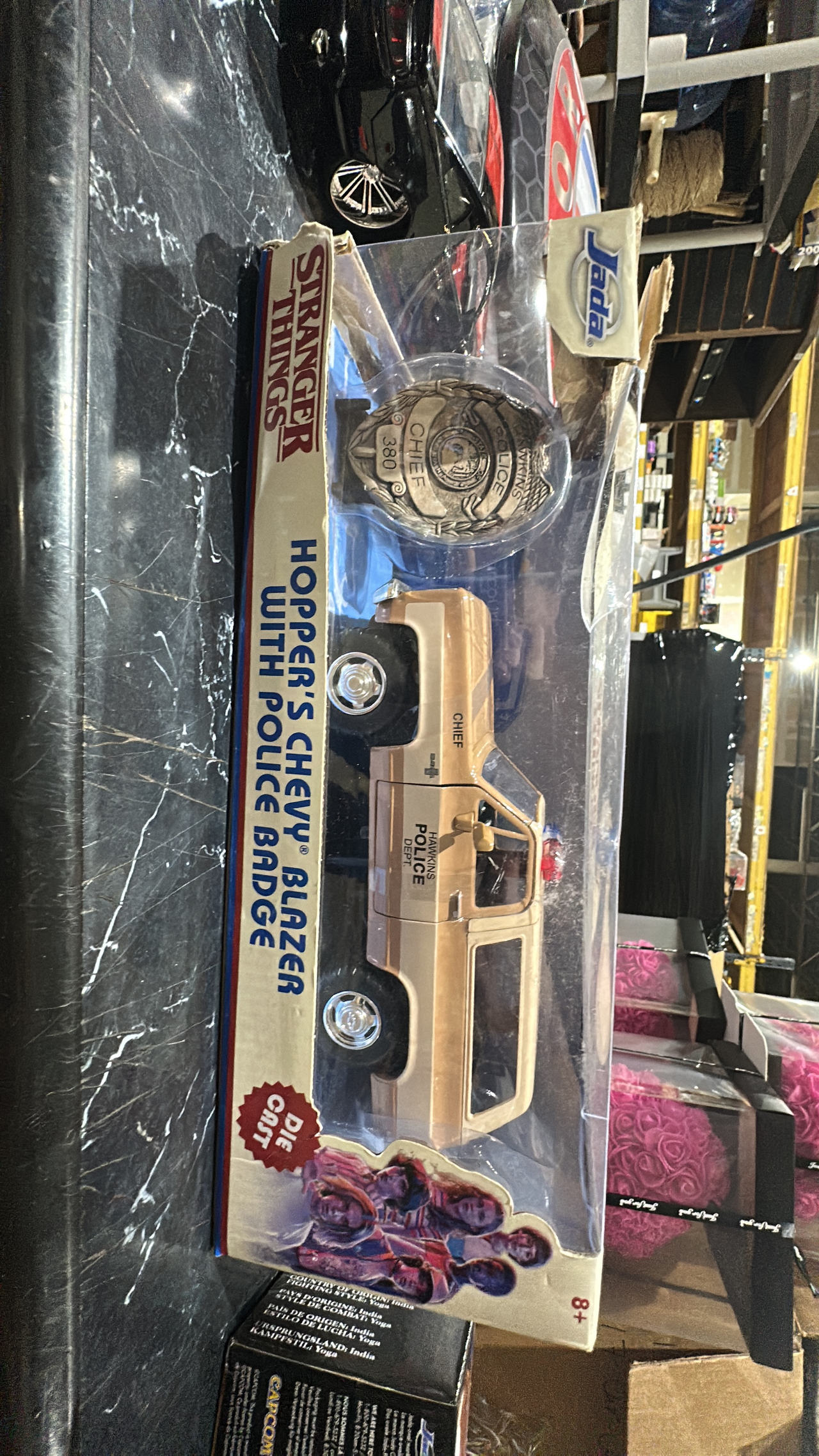 Jada Toys Stranger Things Hopper's Chevy Blazer with Police Badge 1:24 Die-cast Car
