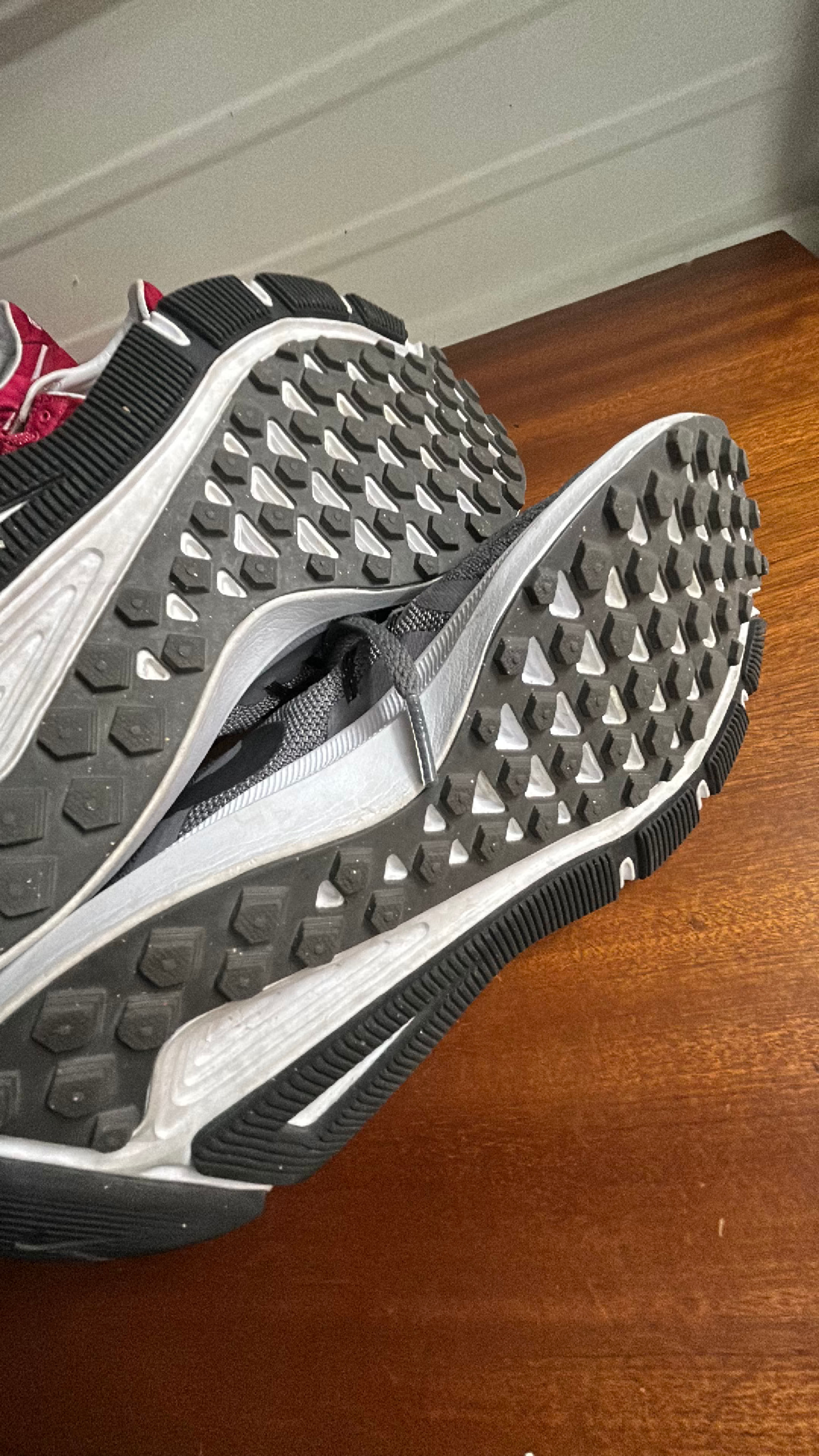 Nike Women's Running Shoes Size 6.5  3 pairs - Image 6