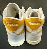 Reebok BB 4000 II Mid White Yellow size 7.5 - Image 3