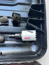 Black & Decker DR320KG 3/8" VSR Drill/Driver with Case and Bits - Image 3