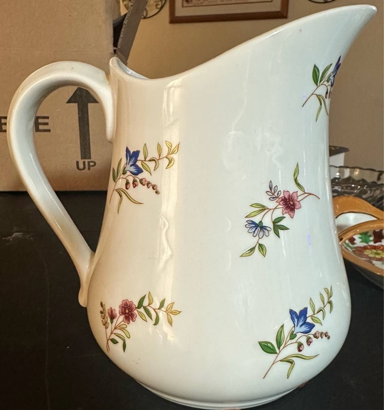 Cordon Bleu Margot White Floral Pitcher 32oz
