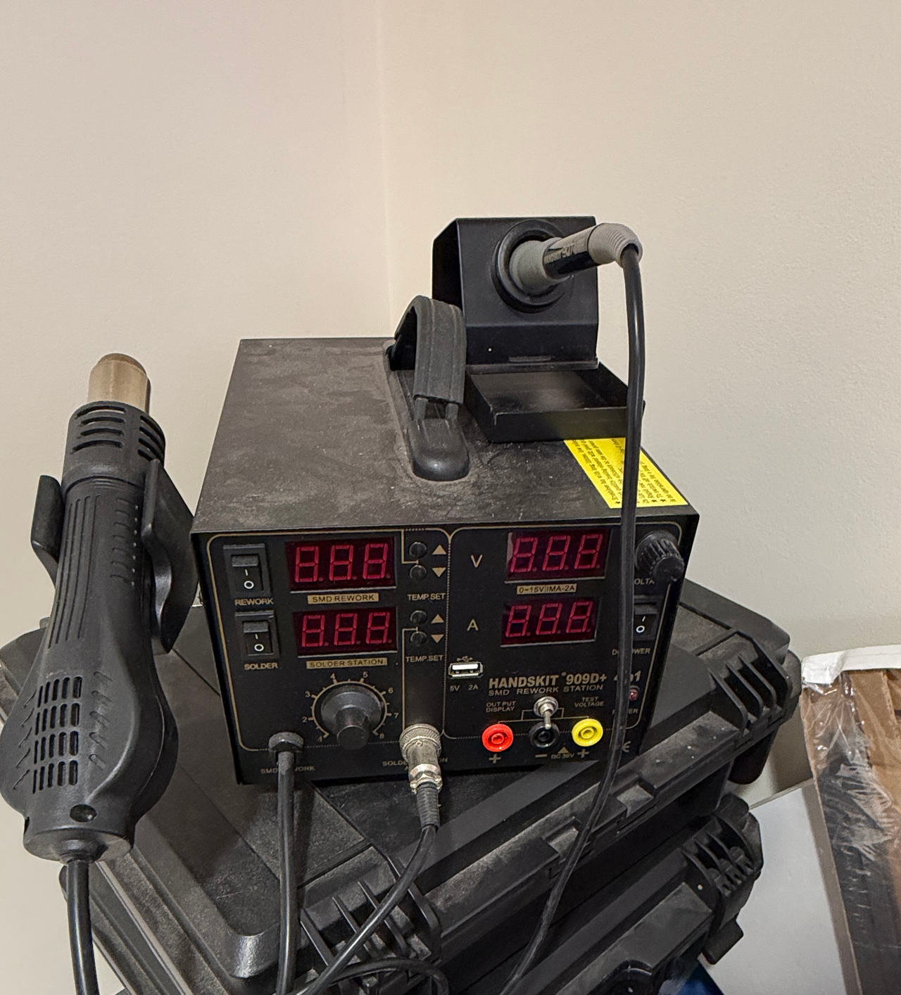 Handskit 909D+ 3-in-1 SMD Rework Station