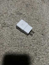 Samsung 10W USB Power Adapter - Image 1