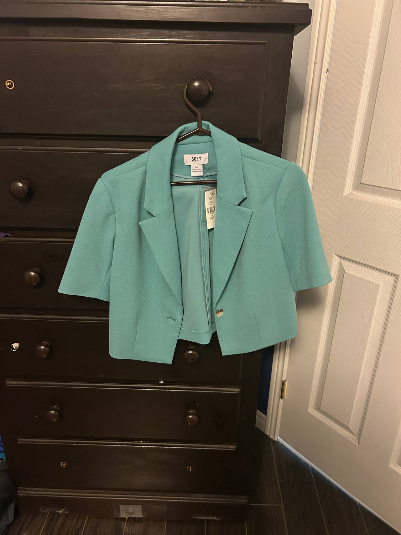 Suzy Shier Women's Short Sleeve Blazer