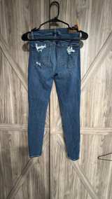 American Eagle High-Waisted Distressed Skinny Jeans size 2 Short - Image 2