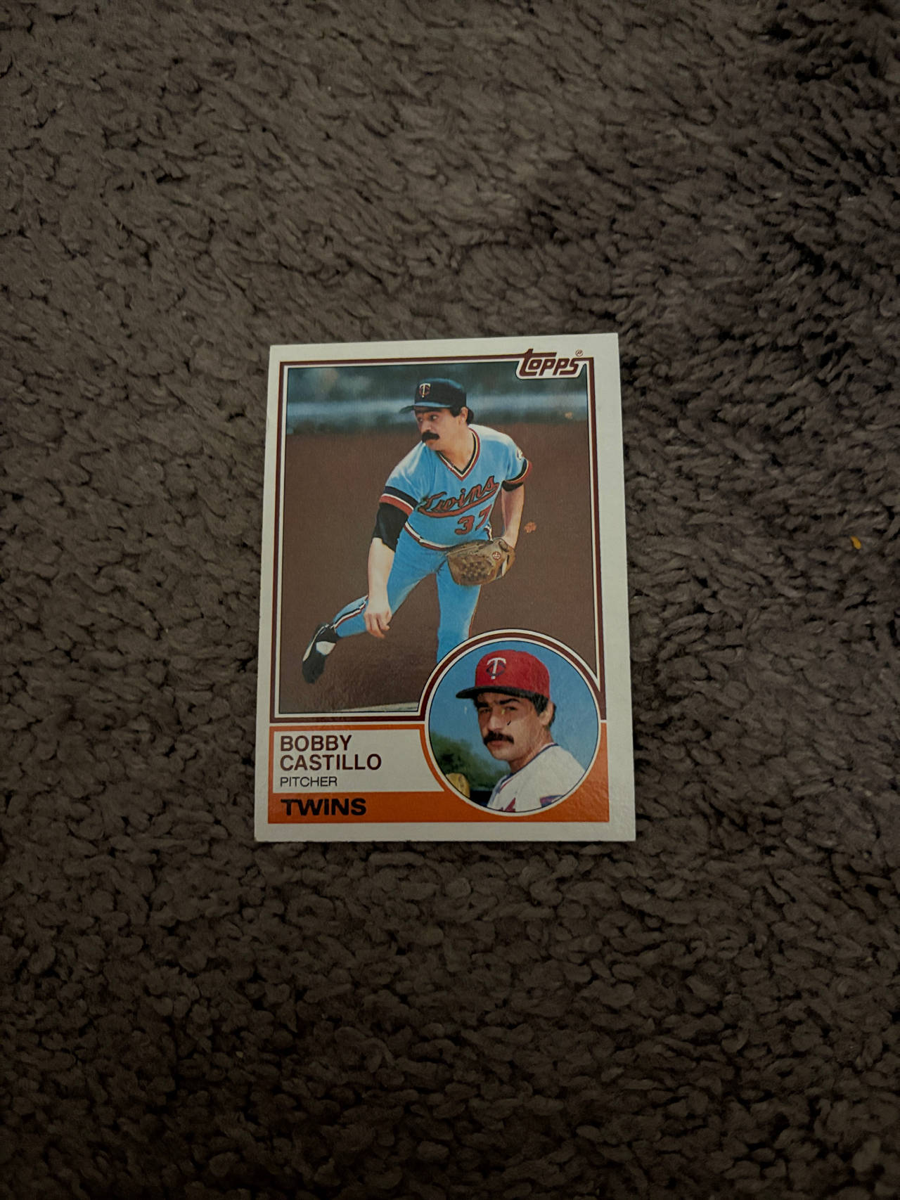 Topps Bobby Castillo Baseball Card
