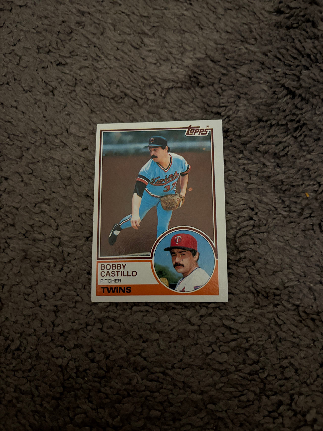 Topps Bobby Castillo Baseball Card