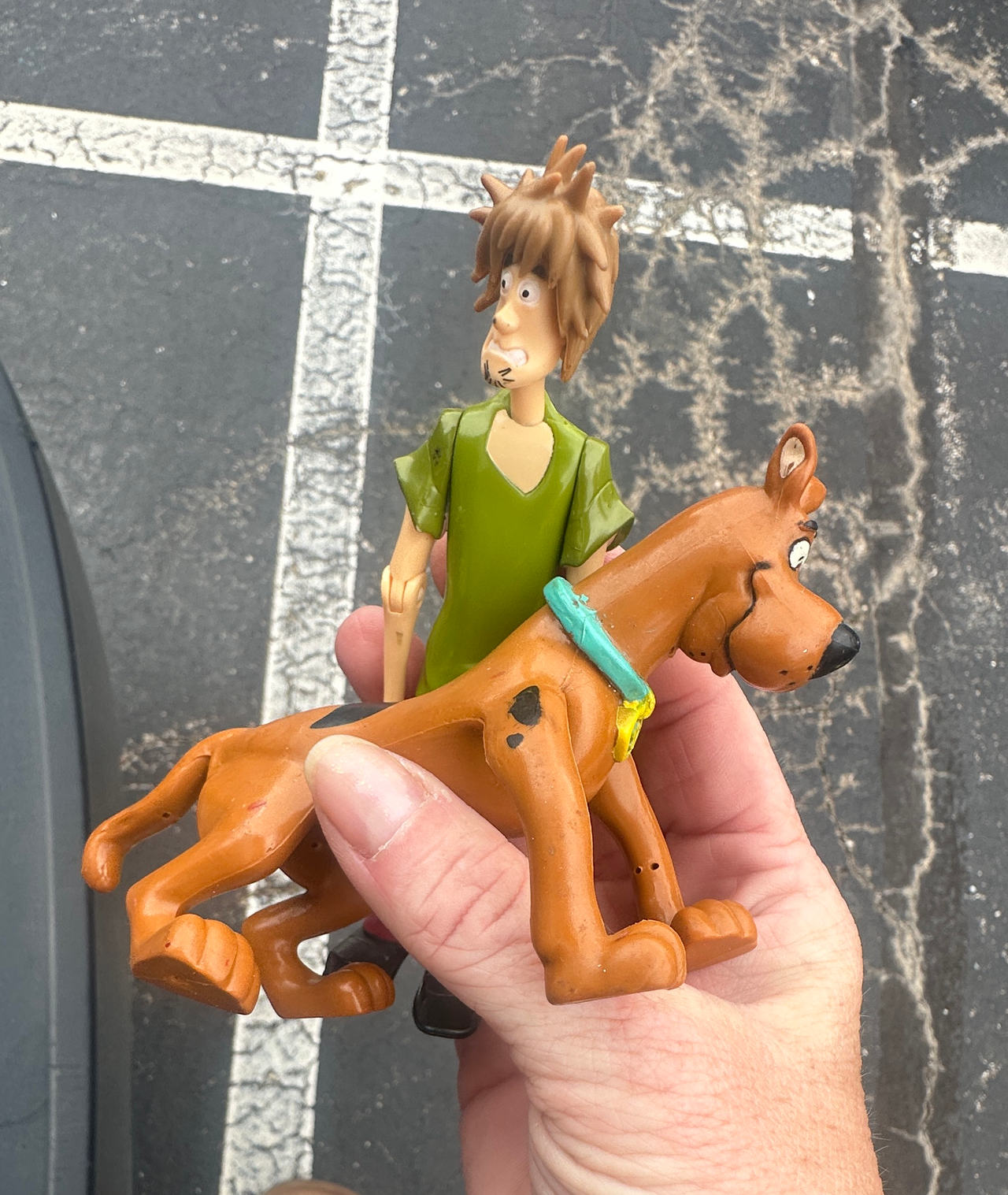 Scooby-Doo and Scared Shaggy Action Figures bundle 2 pcs
