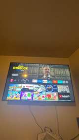 Amazon Fire TV 50" 4-Series 4K UHD Smart TV - Image 2