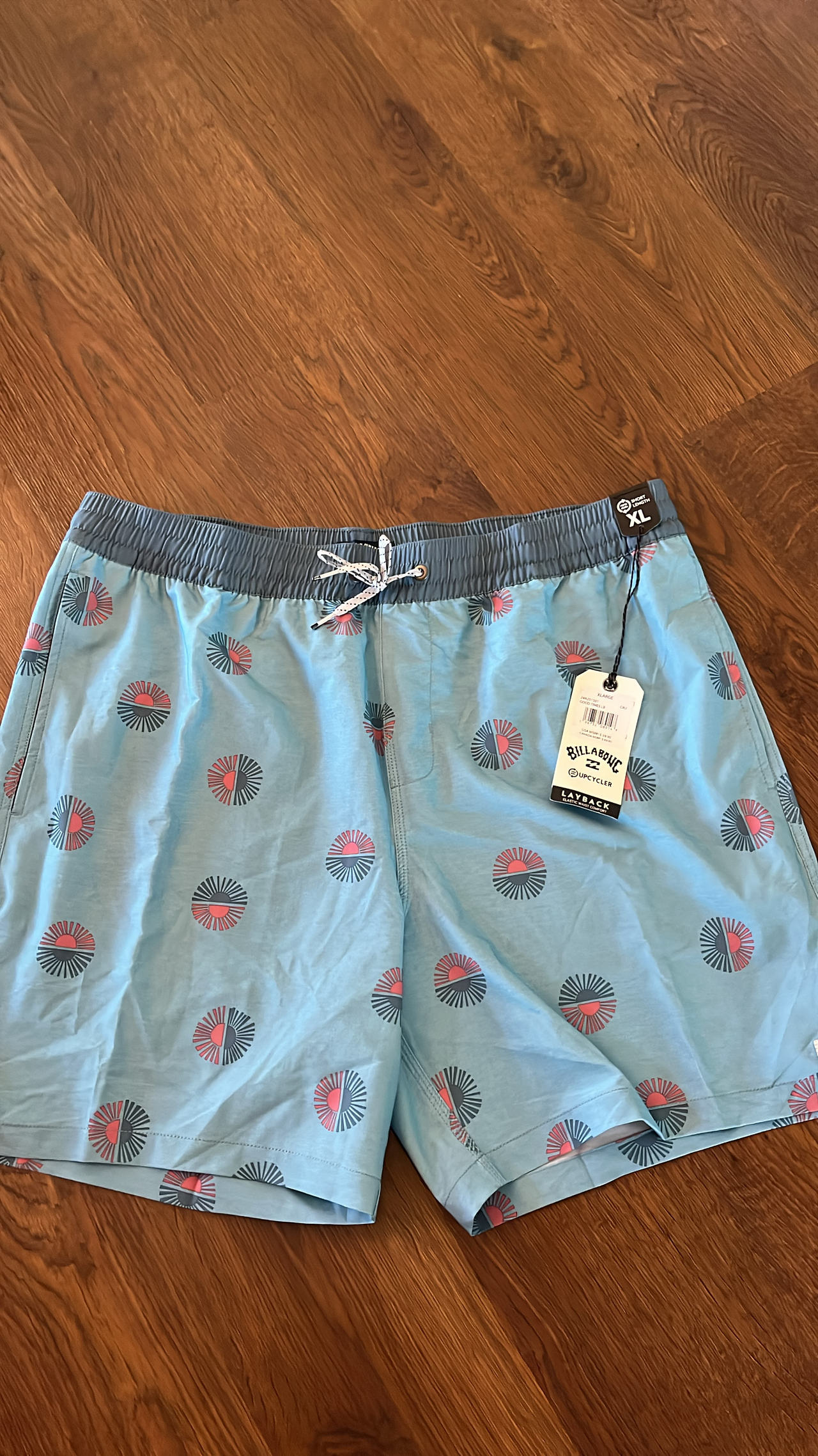 New with tags Billabong Men's All Day Layback Boardshorts Medium