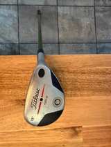 Titleist 585.H 19* Hybrid Golf Club - Image 4