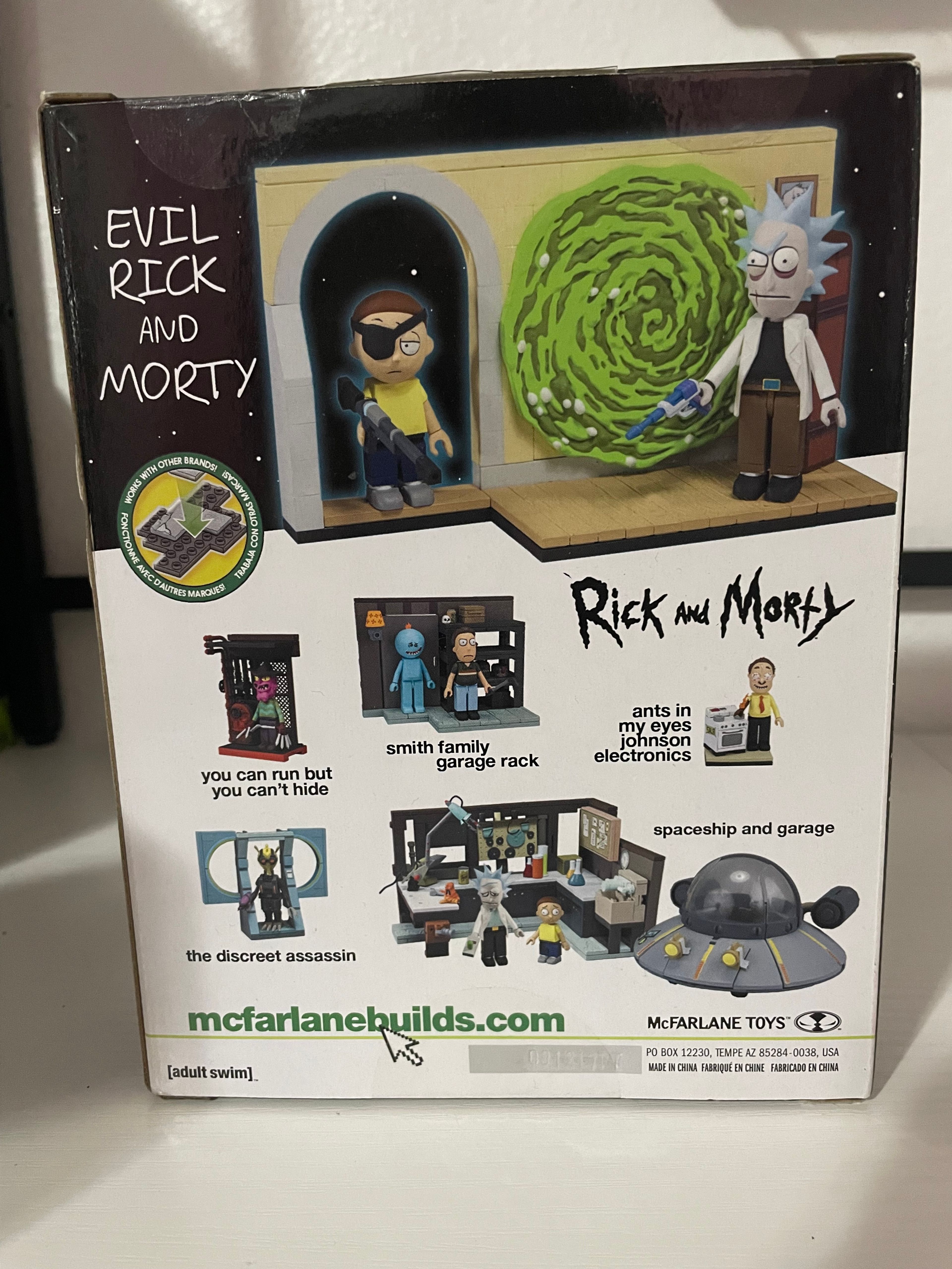 McFarlane Toys Evil Rick & Morty Construction Set 98‑Piece - Image 2