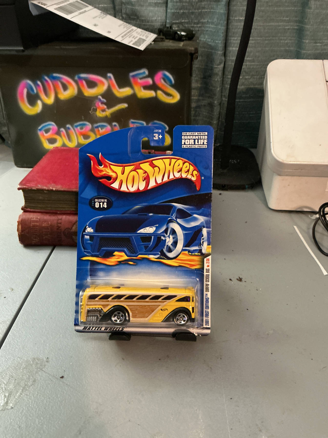 Hot Wheels Surfin' School Bus 2001 First Editions #014