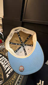 New Era 59FIFTY New York Yankees Tan and Green Fitted Hat - Image 3