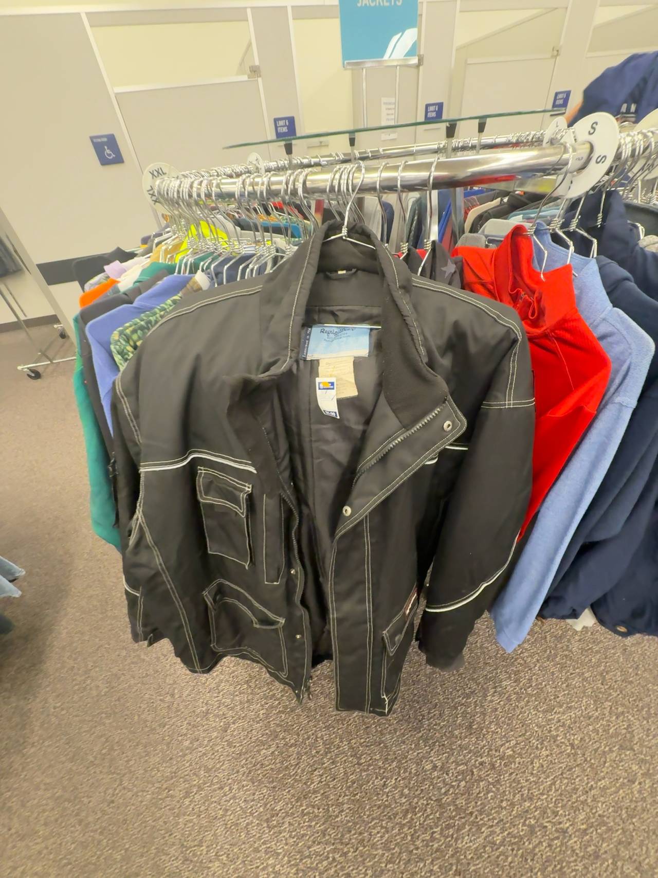 RefrigiWear ErgoForce Insulated Jacket Black Medium