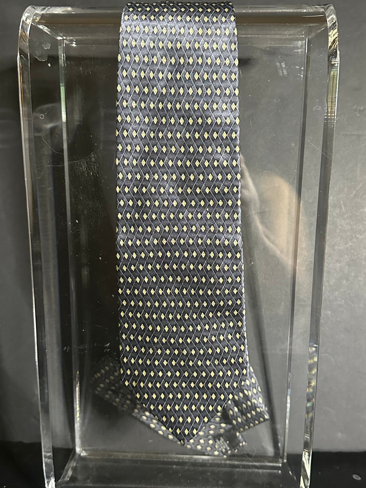 Geoffrey Beene Geometric Silk Tie