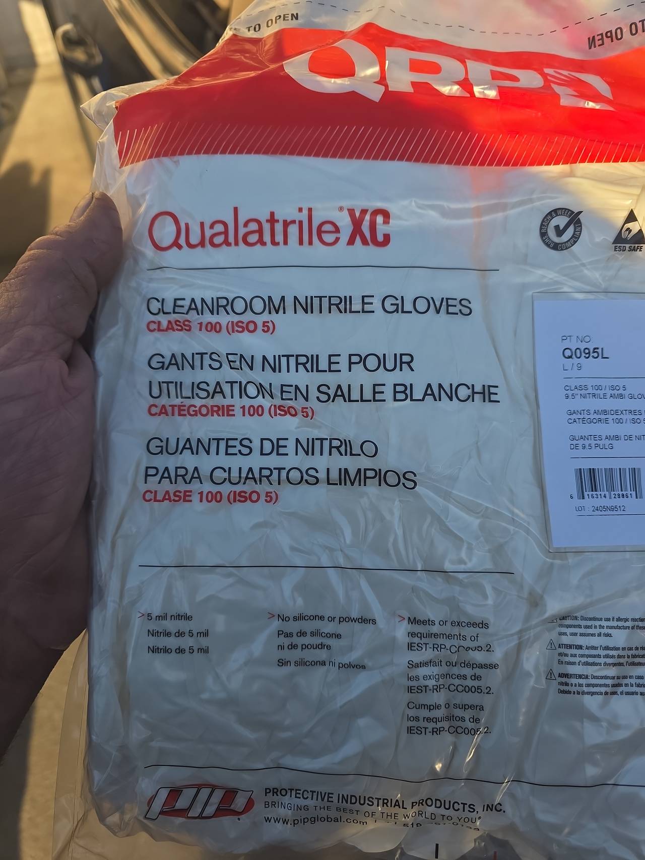 PIP Qualatrile XC Cleanroom Nitrile Gloves QU95L