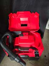Milwaukee M18 FUEL 2-Gallon Compact Wet/Dry Vacuum - Image 2