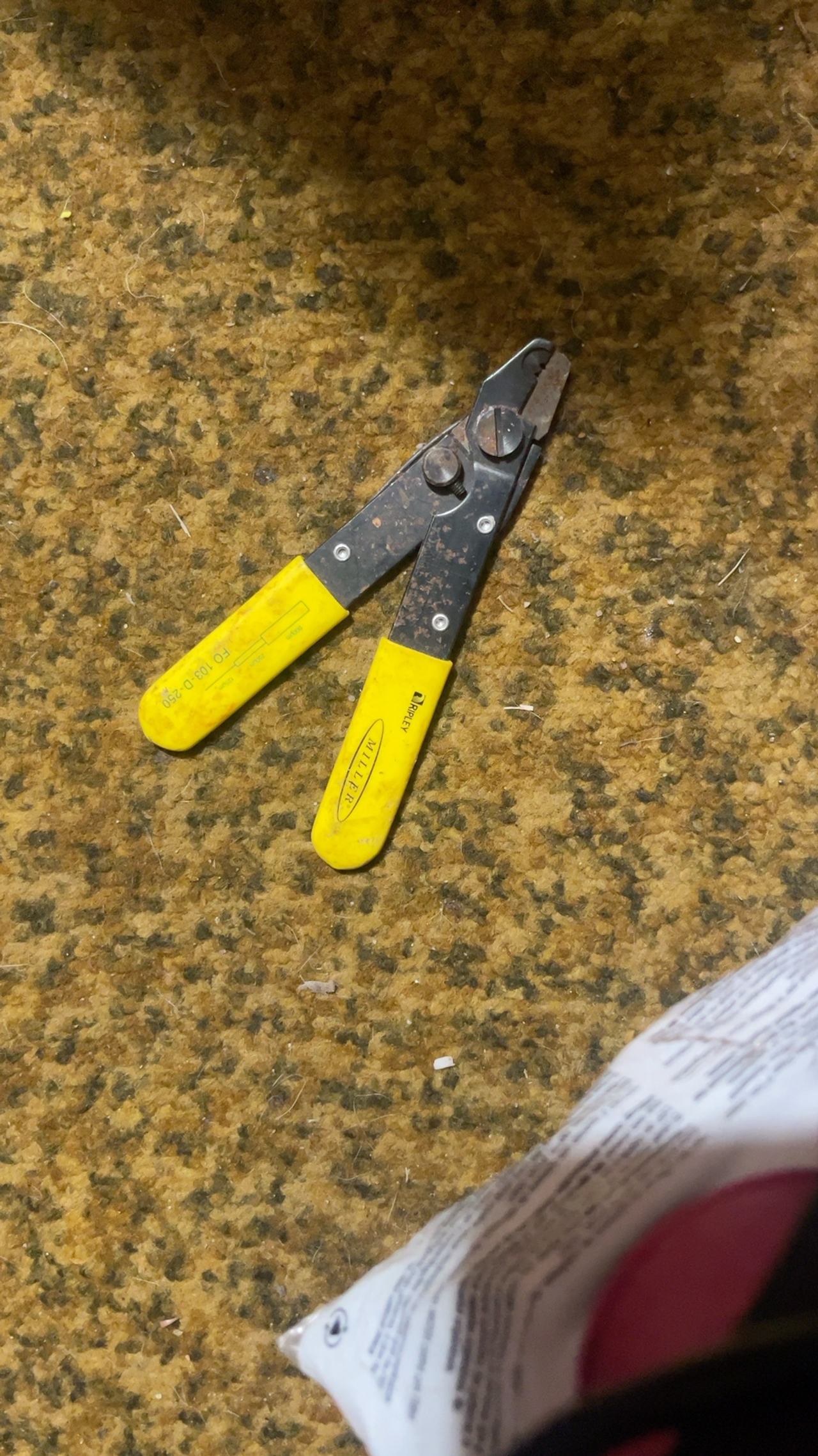 Miller FO 103-D Double Hole Fiber Optic Stripper