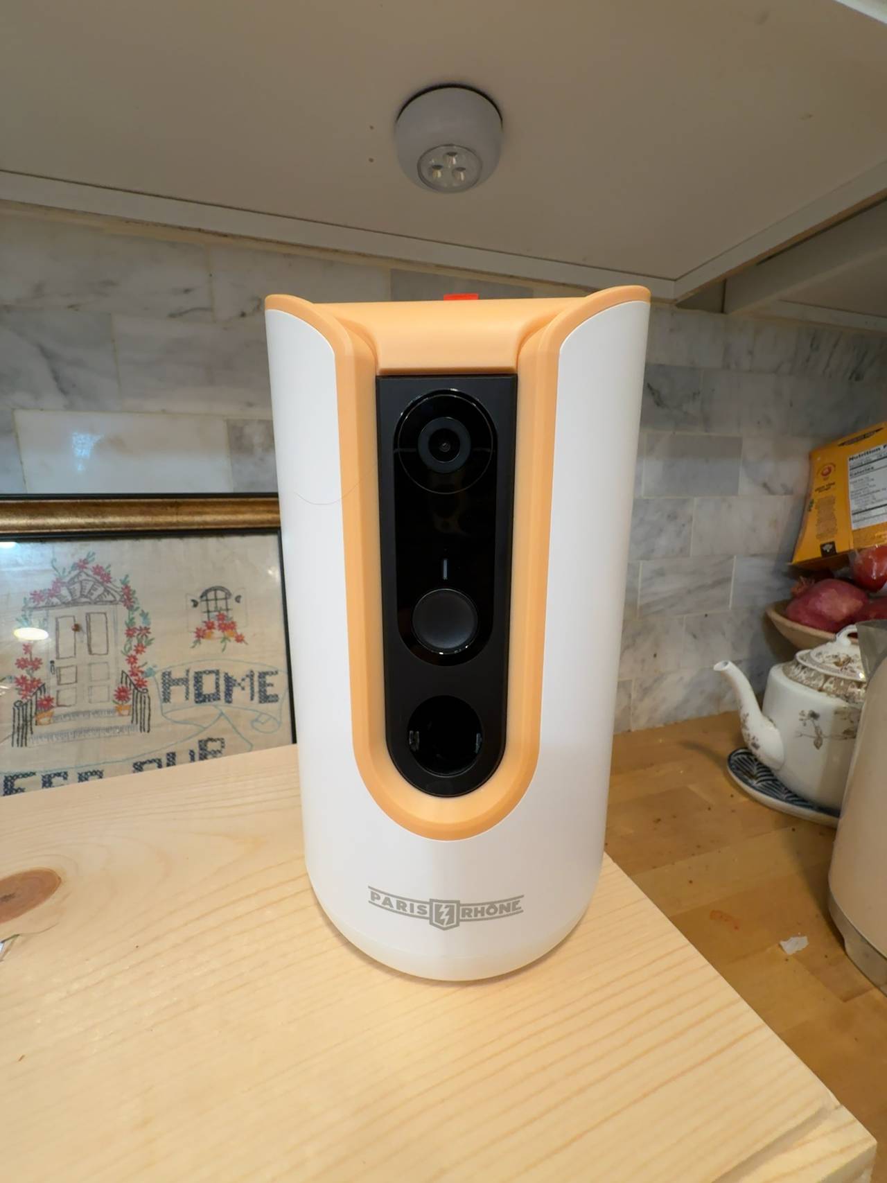 Paris Rhone PA001 Dog Camera Treat Dispenser 360° View 2K - new without box