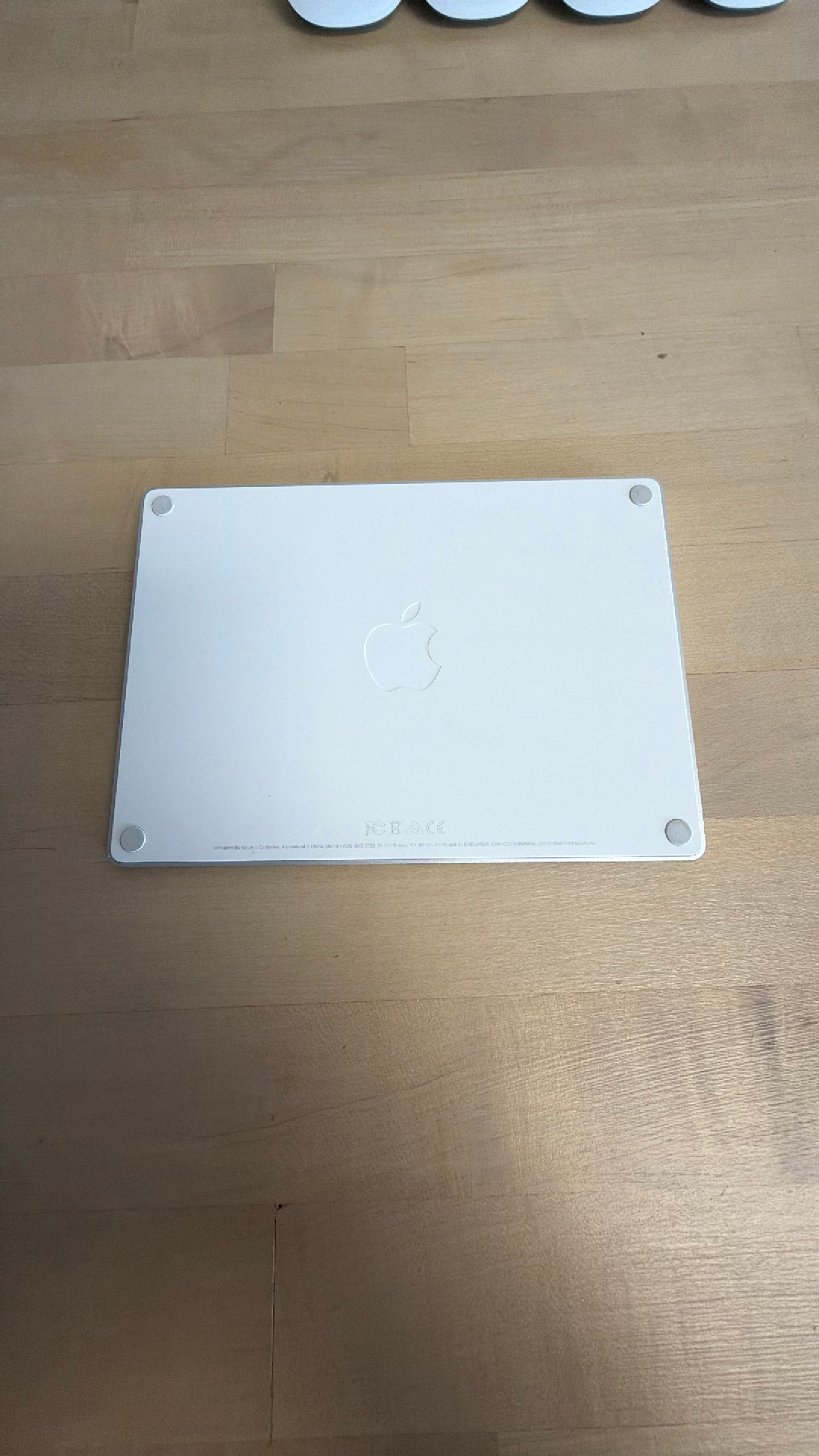 Apple Magic Trackpad 2 White - Image 2