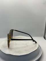 Tahari Oversized Square Two-Tone Sunglasses 
HHTH1012-R TH712 OXWD - Image 5
