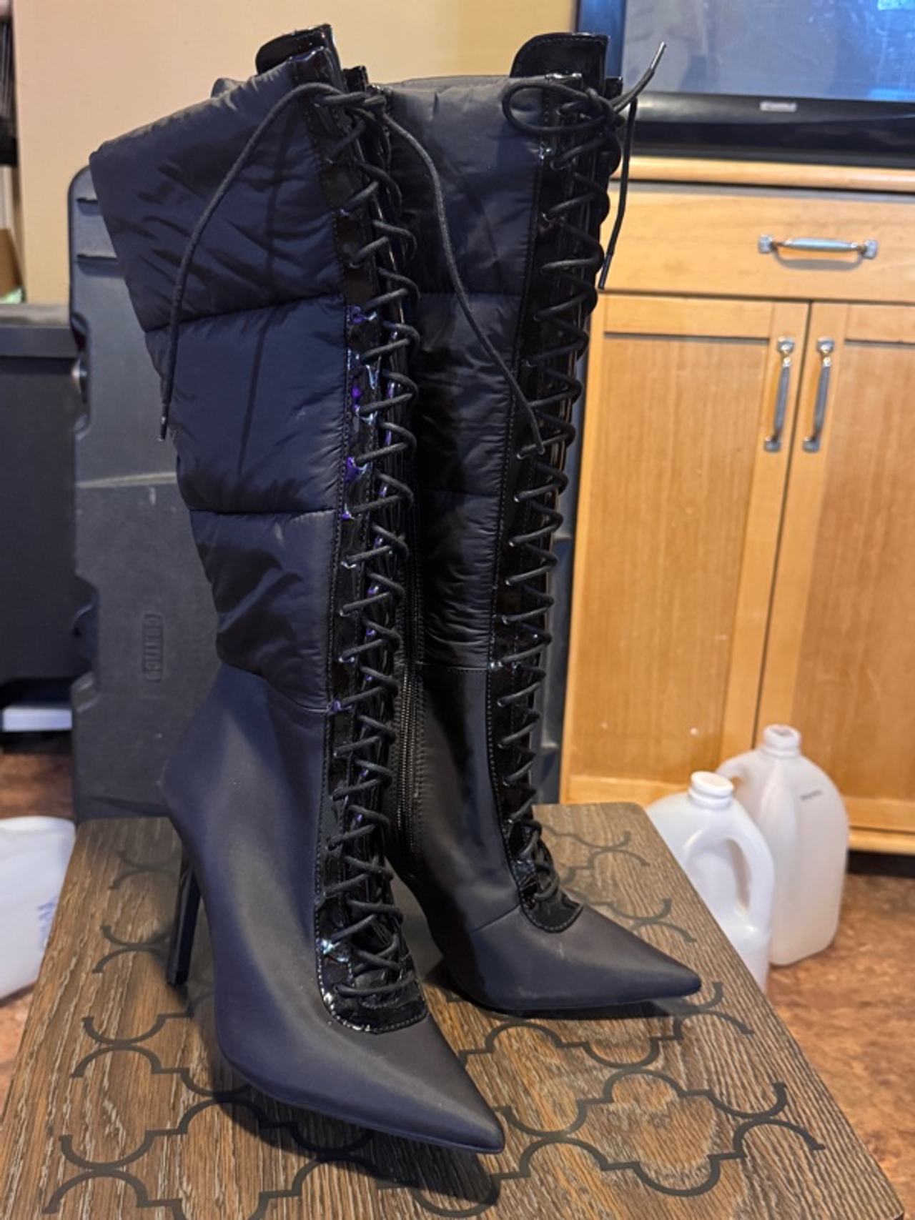 Le Silla Colette Lace-Up Pointed Boots Black