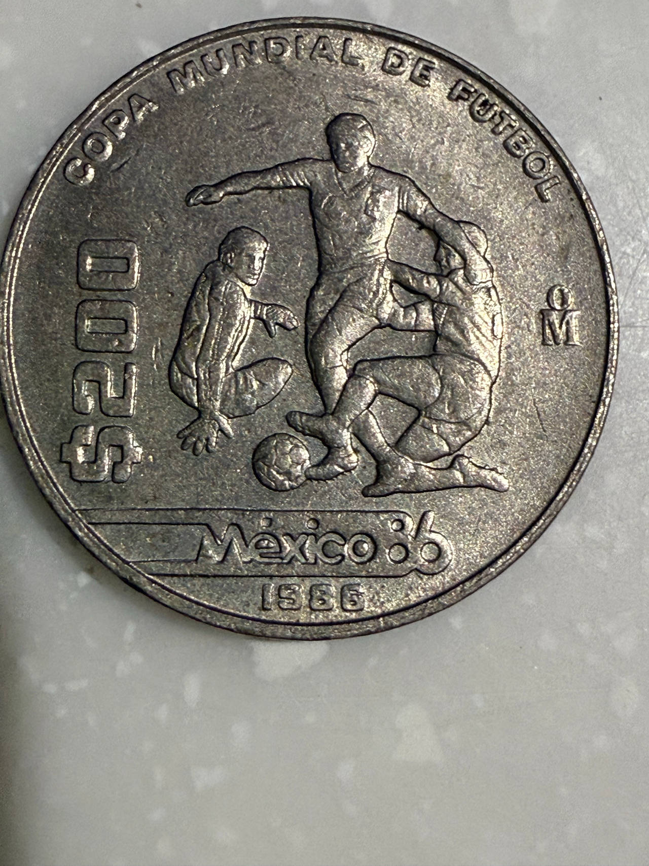 1986 Mexico 200 Pesos Copa Mundial de Futbol Coin