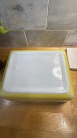 Pyrex 503 Yellow 1.5-Qt Baking Dish - Image 2