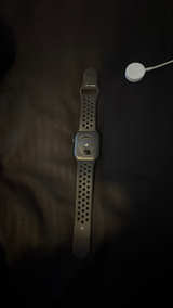 Apple Watch SE Nike Edition Space Gray 44mm - Image 2
