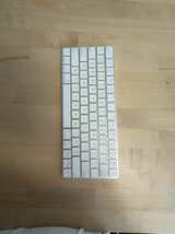 Apple Magic Keyboard Wireless Bluetooth - Image 1