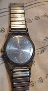 Silver Tone Quartz Watch with Black Dial - Image 4