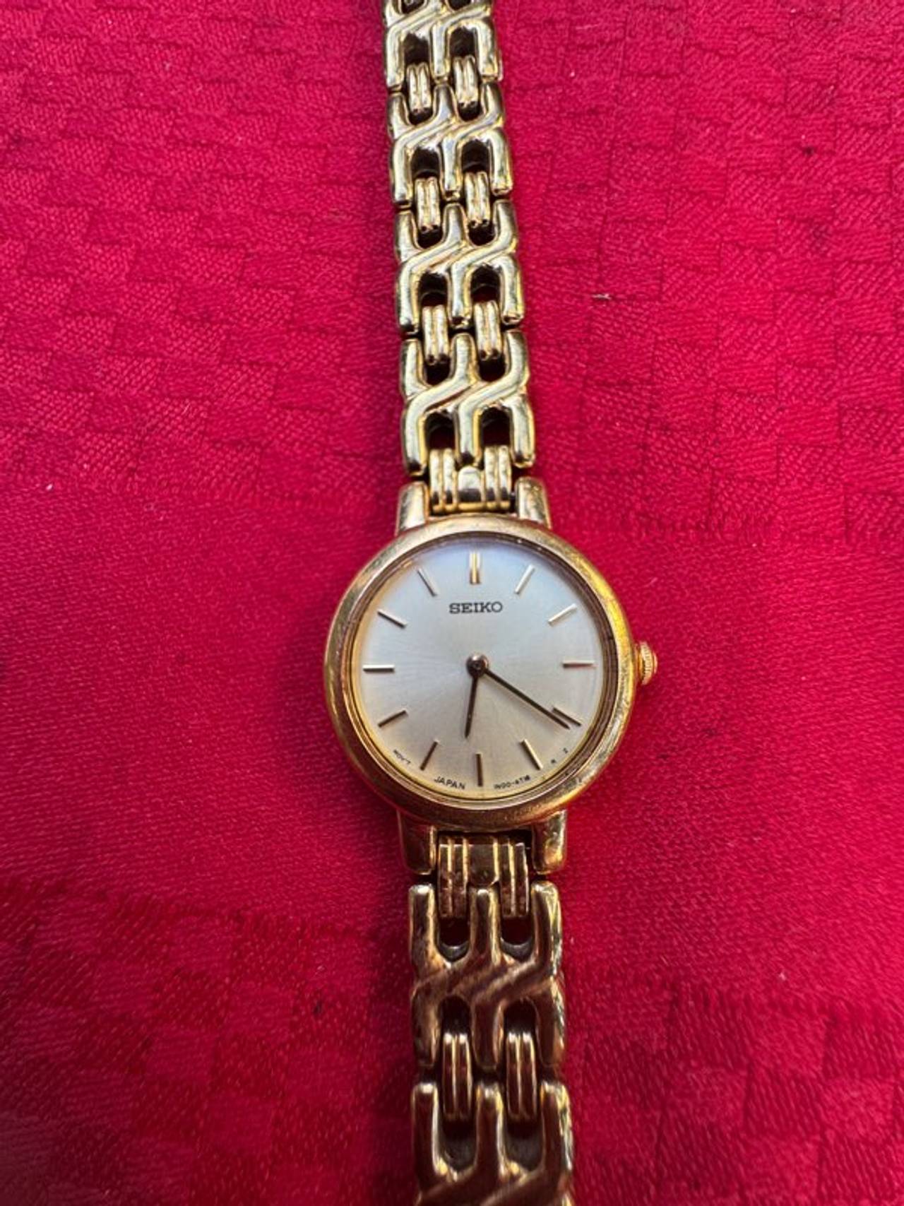 Seiko Gold Tone Dress Watch