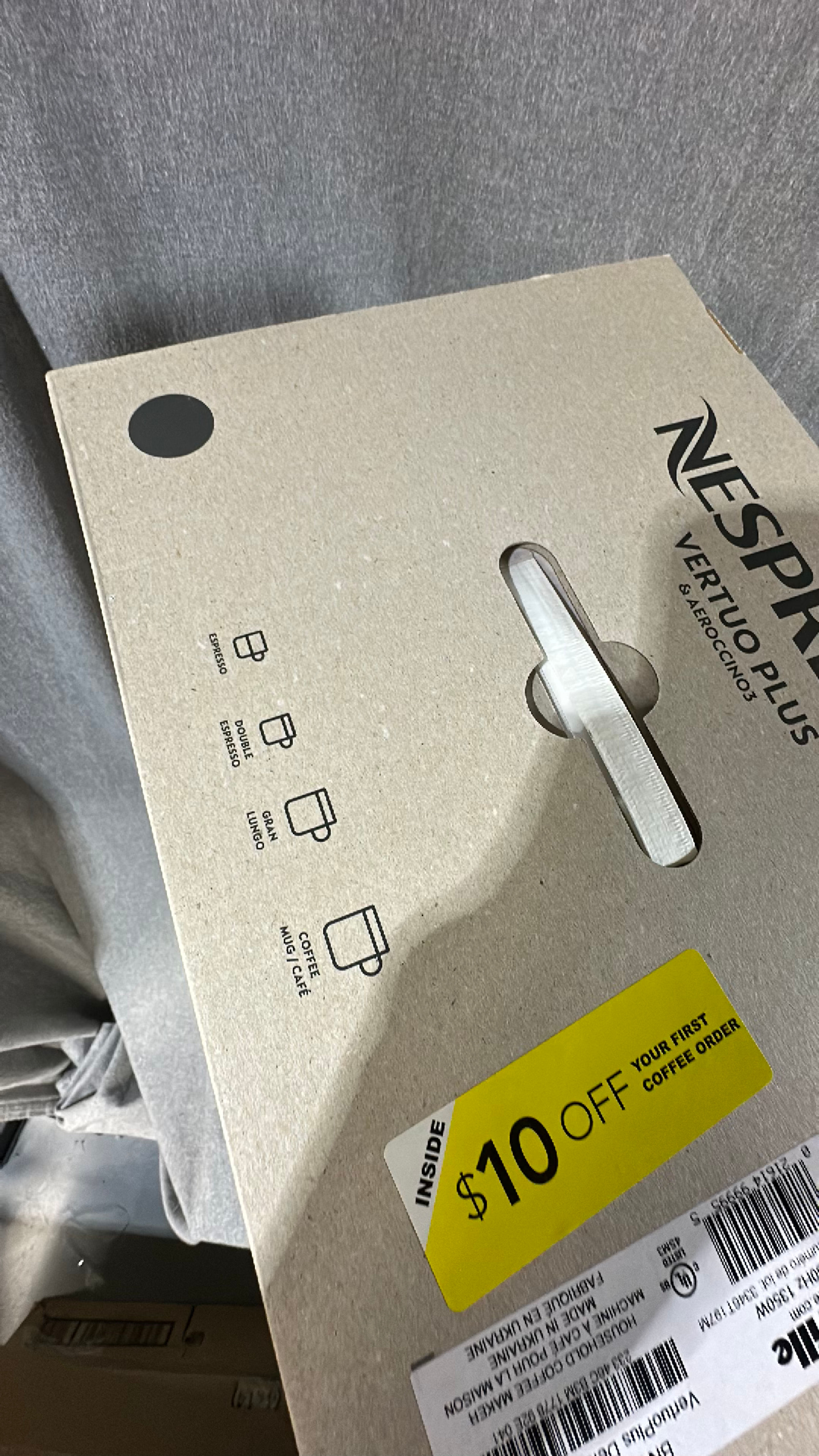 Nespresso Vertuo Plus Coffee and Espresso Machine by Breville with Aeroccino Milk Frother - Image 5