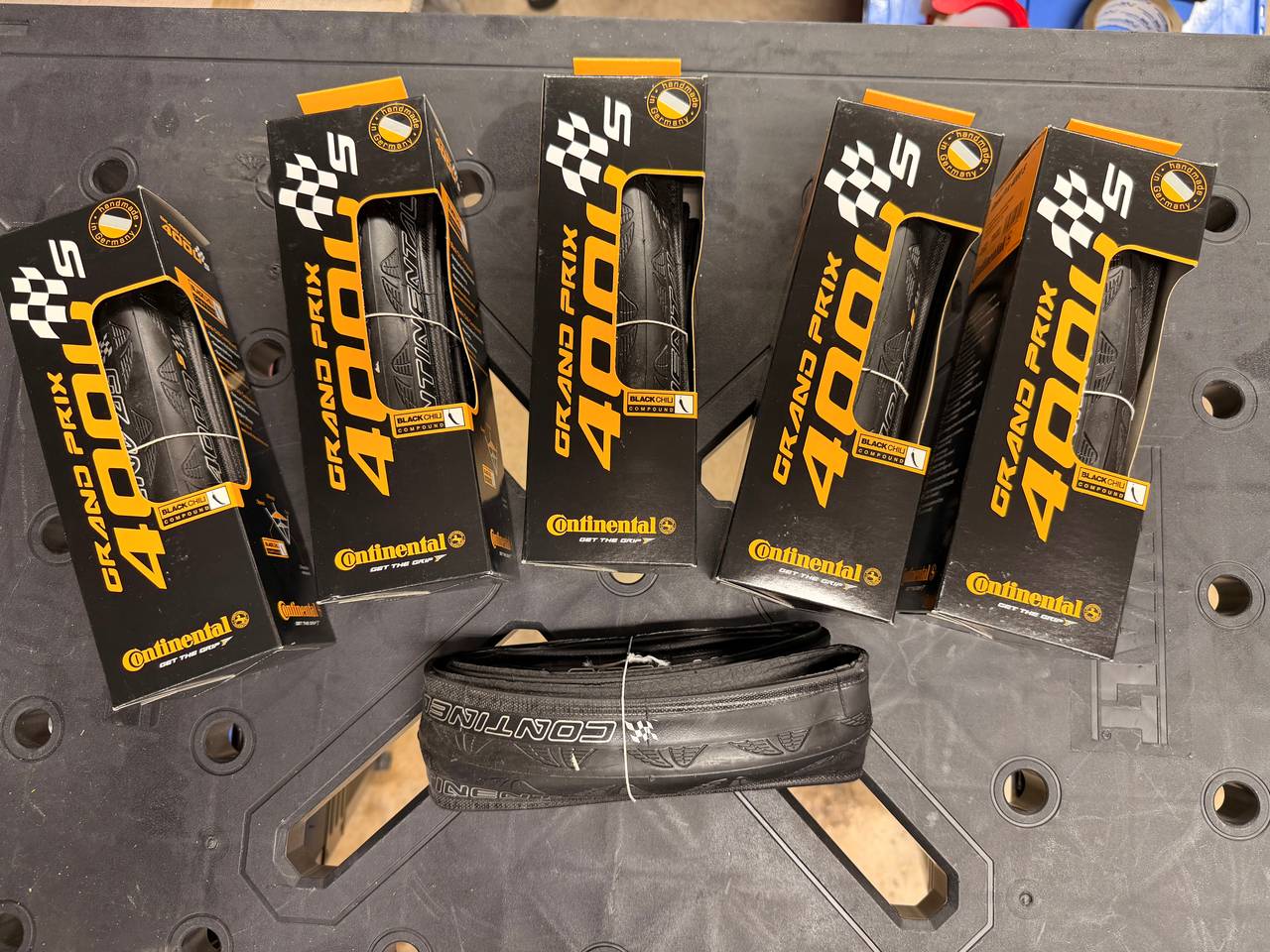 Continental Grand Prix 4000 S