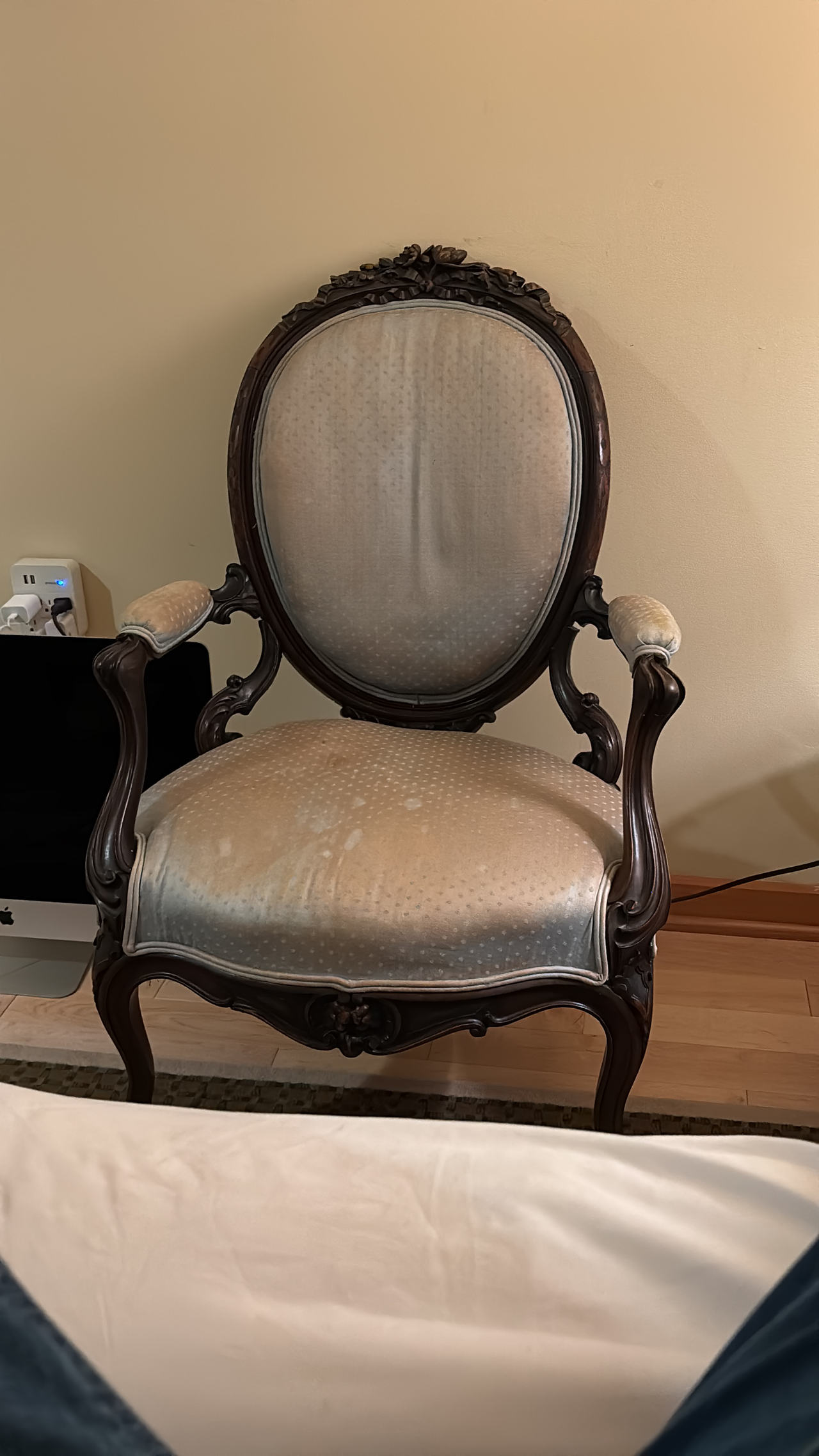 Victorian Style Accent Chair